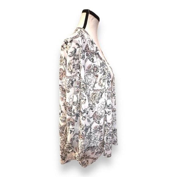 Women’s torrid 1/2 Floral Skull Cropped Chiffon Kimono Shrug 1X 2X 14 16 18 20 - Picture 7 of 10